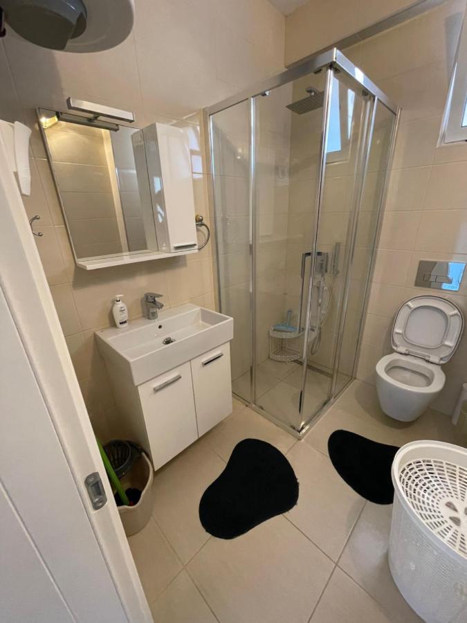 Appartement Santa Sarande Bagian luar foto